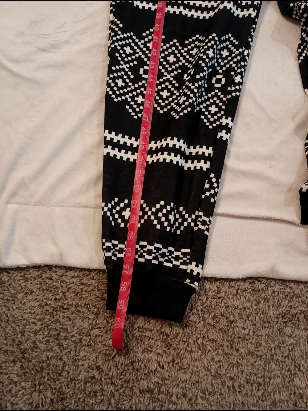 NWOT Fabletics Cozy Fleece Hooded Onesie – Black Nordic Fairisle Size XL